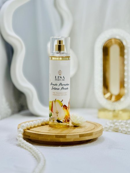 Prada Paradoxe